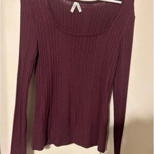 Mudd Red Ribbed Long Sleeve Blouse
